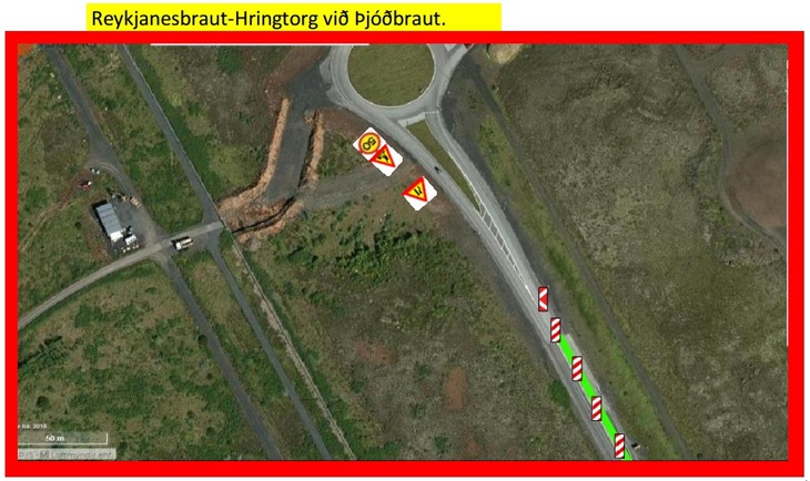 Hér sést lokun á hægri akrein, þrengingar og hraðatakmarkanir