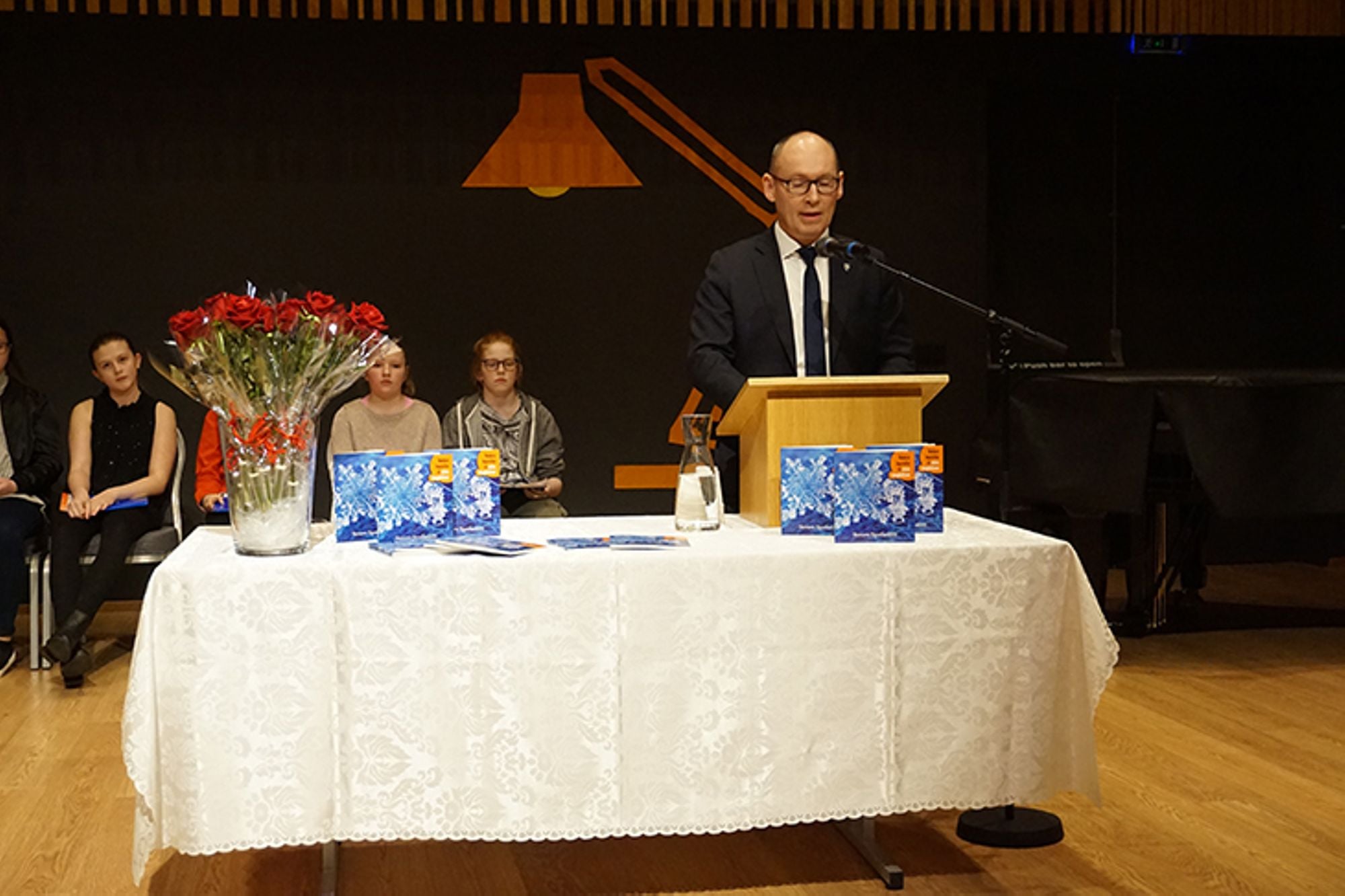 Helgi Arnarson Sviðsstjóri Fræðslusviðs flutti ávarp