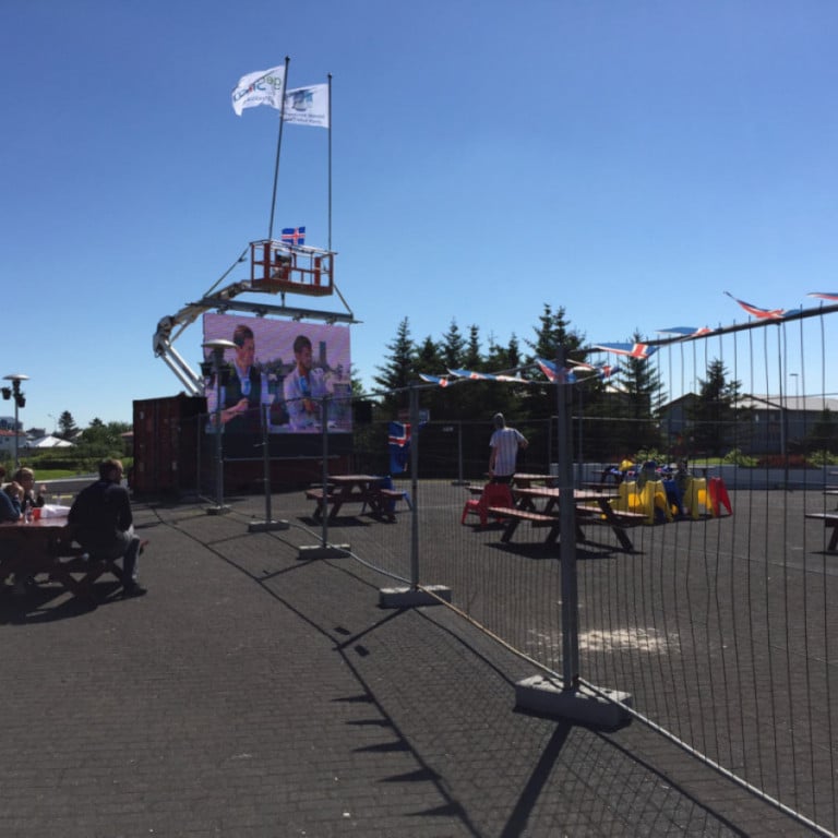 Fleiri áhorfendur að bætast við