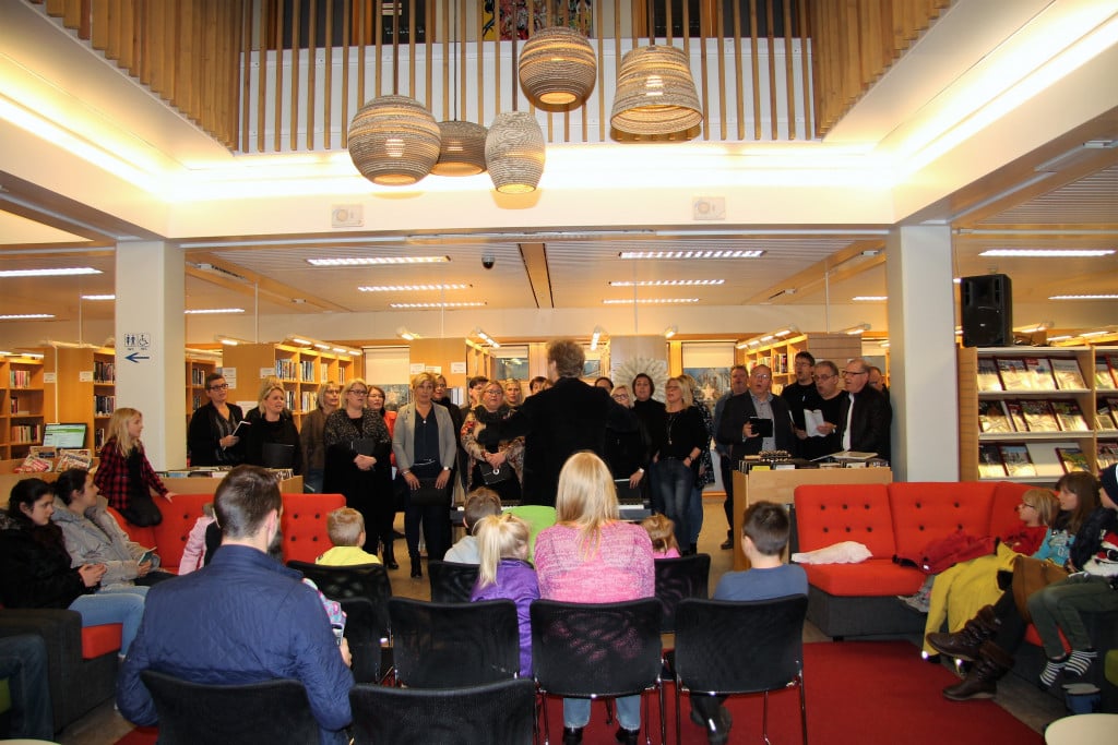 Sönghópur Suðurnesja hefur upp raust