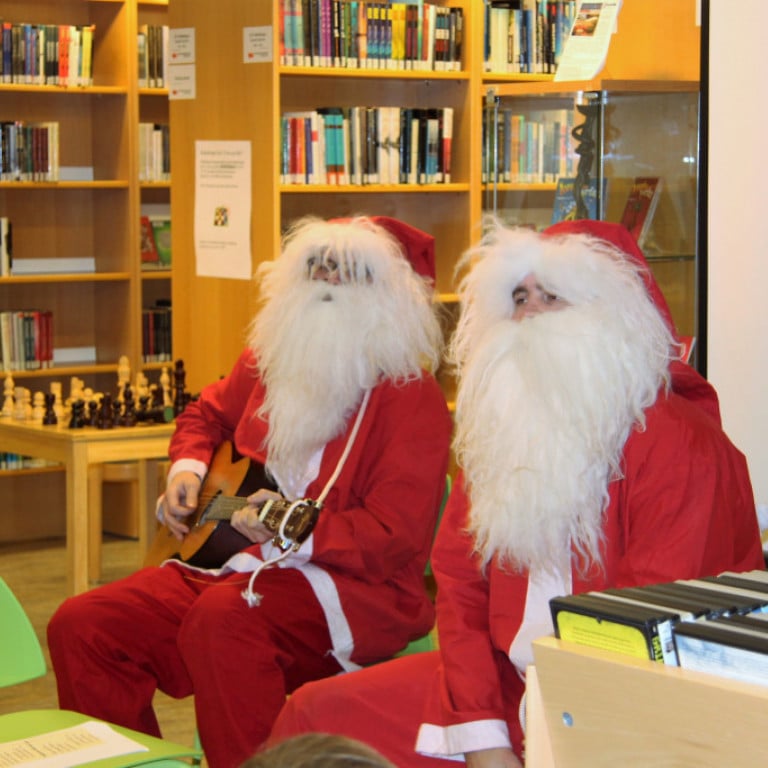 Þessir spiluðu og sungu með sínu nefi