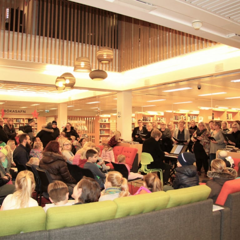 Sönghópur Suðurnesja söng aðventu- og jólalög