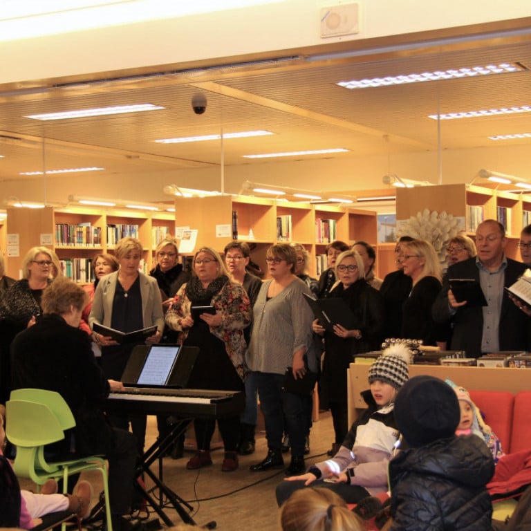 Sönghópur Suðurnesja söng aðventu- og jólalög