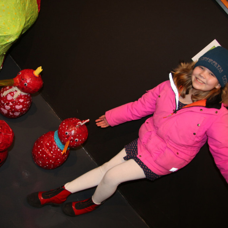 Hér er eitt af verkum okkar í Njarðvíkurskóla!