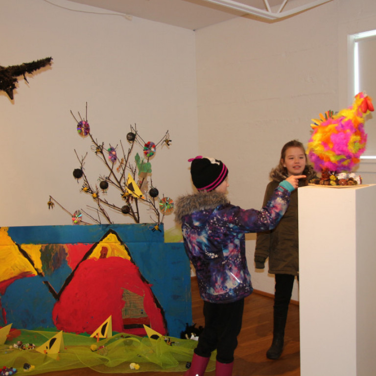 Sjáðu hvað þetta er skrítið egg!