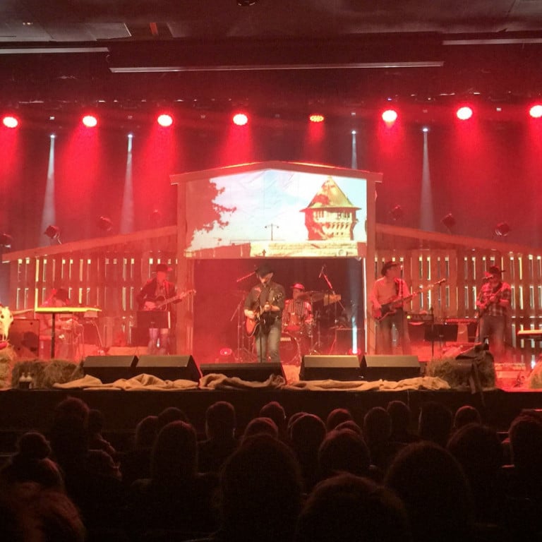 Guðbrandur Einarsson í gervi Johanny Cash