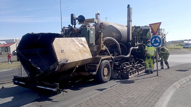 Malbikunarframkvæmdir. Ljósmynd: VF