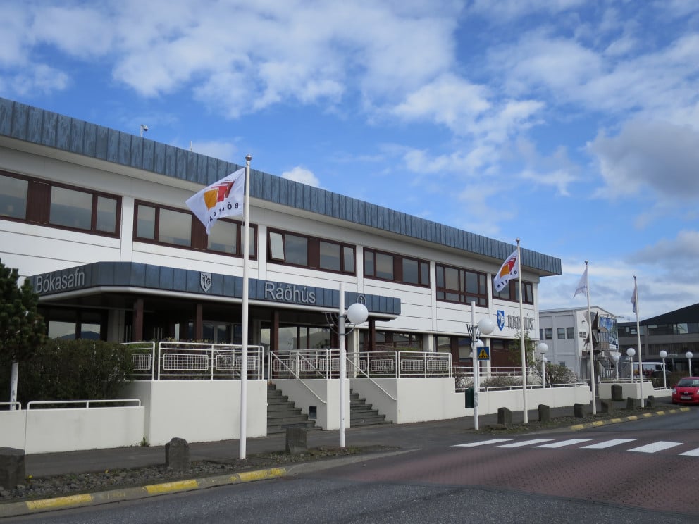 Ráðhús Reykjanesbæjar.