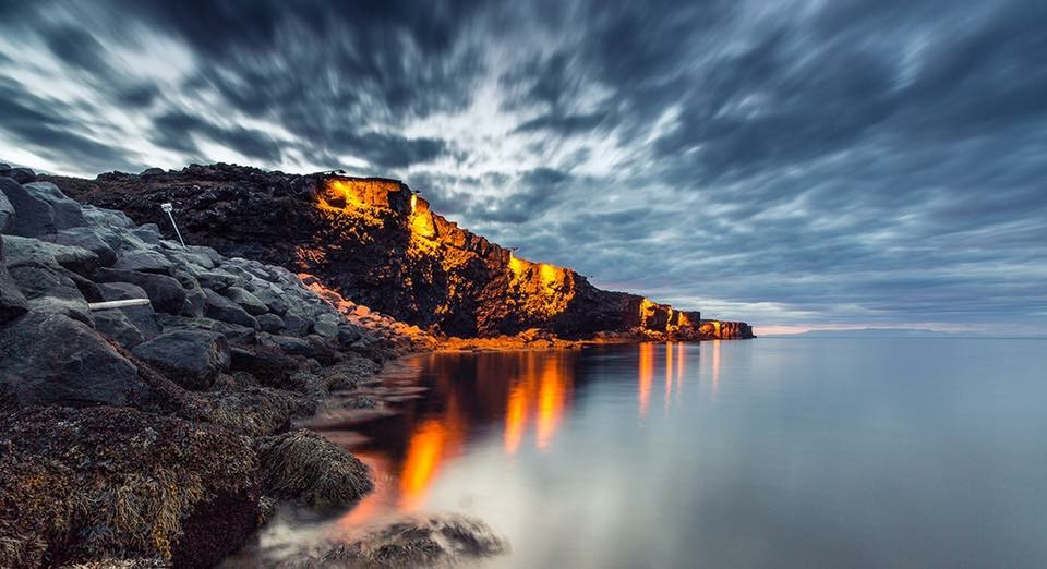 Upplýst Berg. Ljósmynd: OZZO