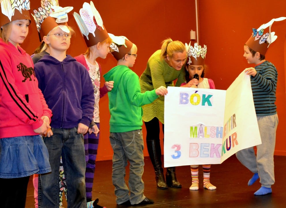 Nemendur kynna verk sín.