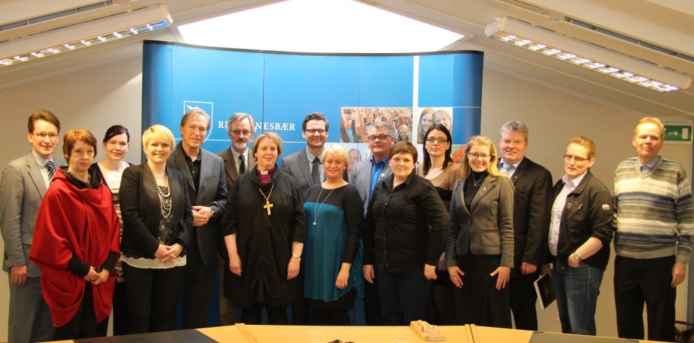 Frá heimsókn biskups.