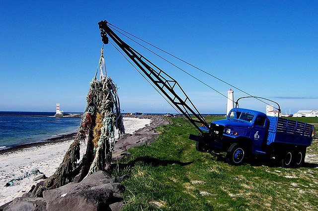 Tómas Knútsson kapteinn í Bláa hernum hefur staðið sig frábærlega í að hreinsa strendur landsins. H…