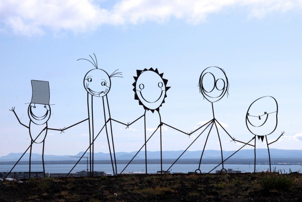 Þetta listverk getur hæglega endurspeglað flóru íbúa í Reykjanesbæ