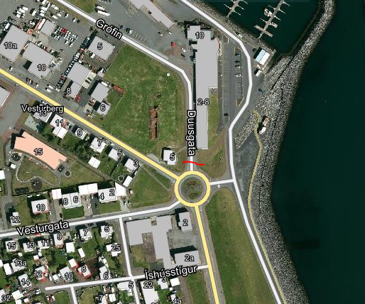 Duusgata verður lokuð við Duustorg á meðan á framkvæmdum stendur.