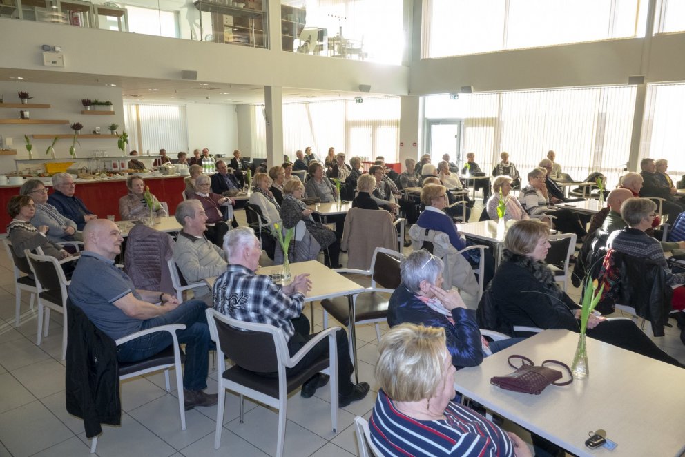 Frá útskrift fyrsta hópsins á Nesvöllum 6. mars. Ljósmynd: Víkurfréttir