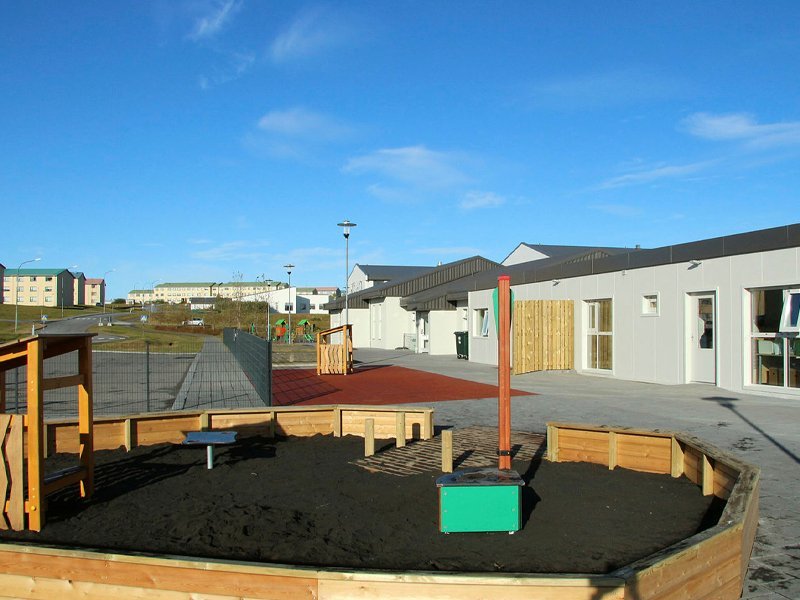 Leikskólinn Skógarás - leiksvæði