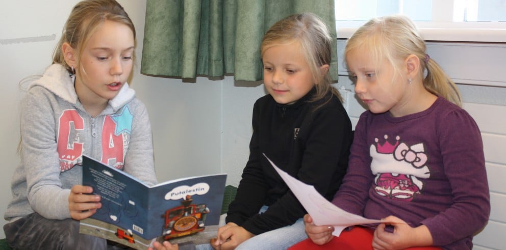 Frá lestrarstund í Njarðvíkurskóla.