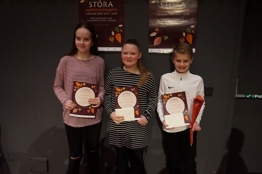 Sigurvegararnir í Stóru upplestrarkeppninni, f.v. Lovísa Grétarsdóttir Njarðvíkurskóla, 3. sæti, Be…