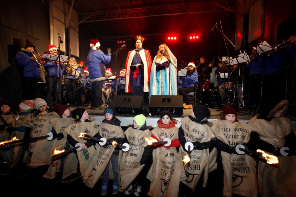 Frá þrettándagleði í Reykjanesbæ.