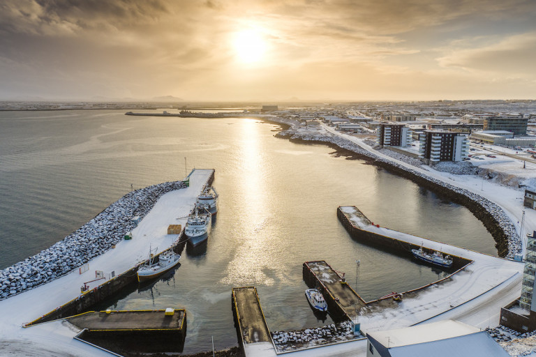 Keflavíkurhöfn á fallegum vetrardegi.