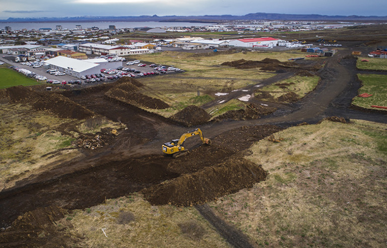 Framkvæmdir við Flugvelli í Reykjanesbæ. Ljósmynd: Víkurfréttir