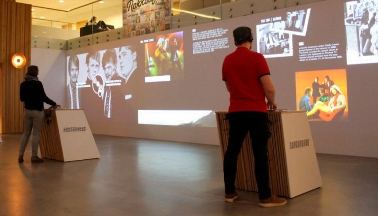 Gagnvirku plötuspilararnir í Rokksafni Íslands. Ljósmynd: Safnahelgi á Suðurnesjum