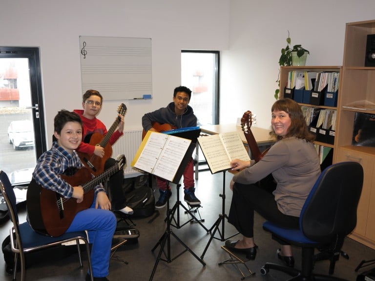 Úr kennslustund í Tónlistarskóla Reykjanesbæjar.