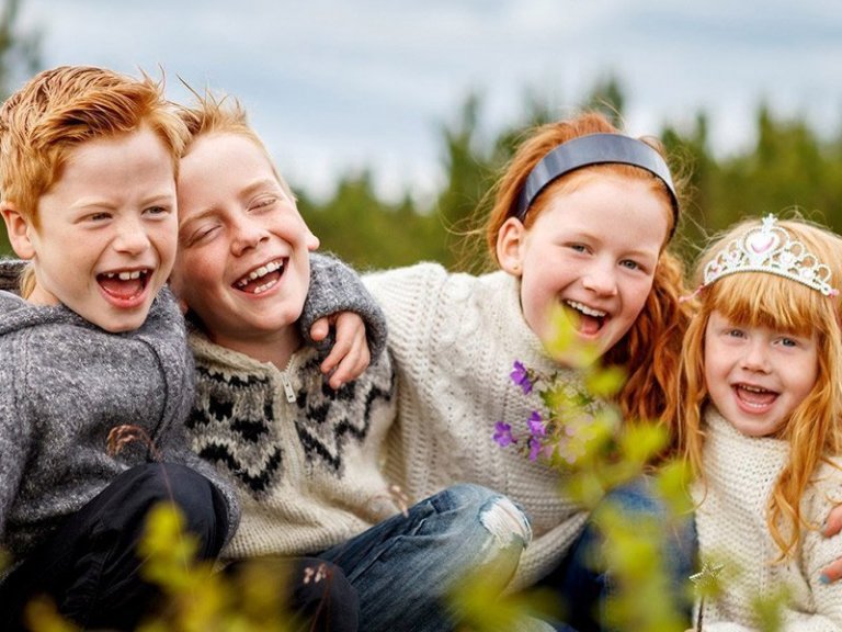 Kátir krakkar. Myndin tengist fréttinni ekki beint.