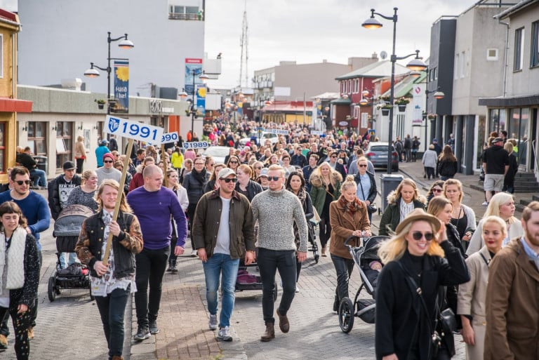 Árgangagangan á Ljósanótt er sannarlega heilsubætandi fyrir sál og líkama.