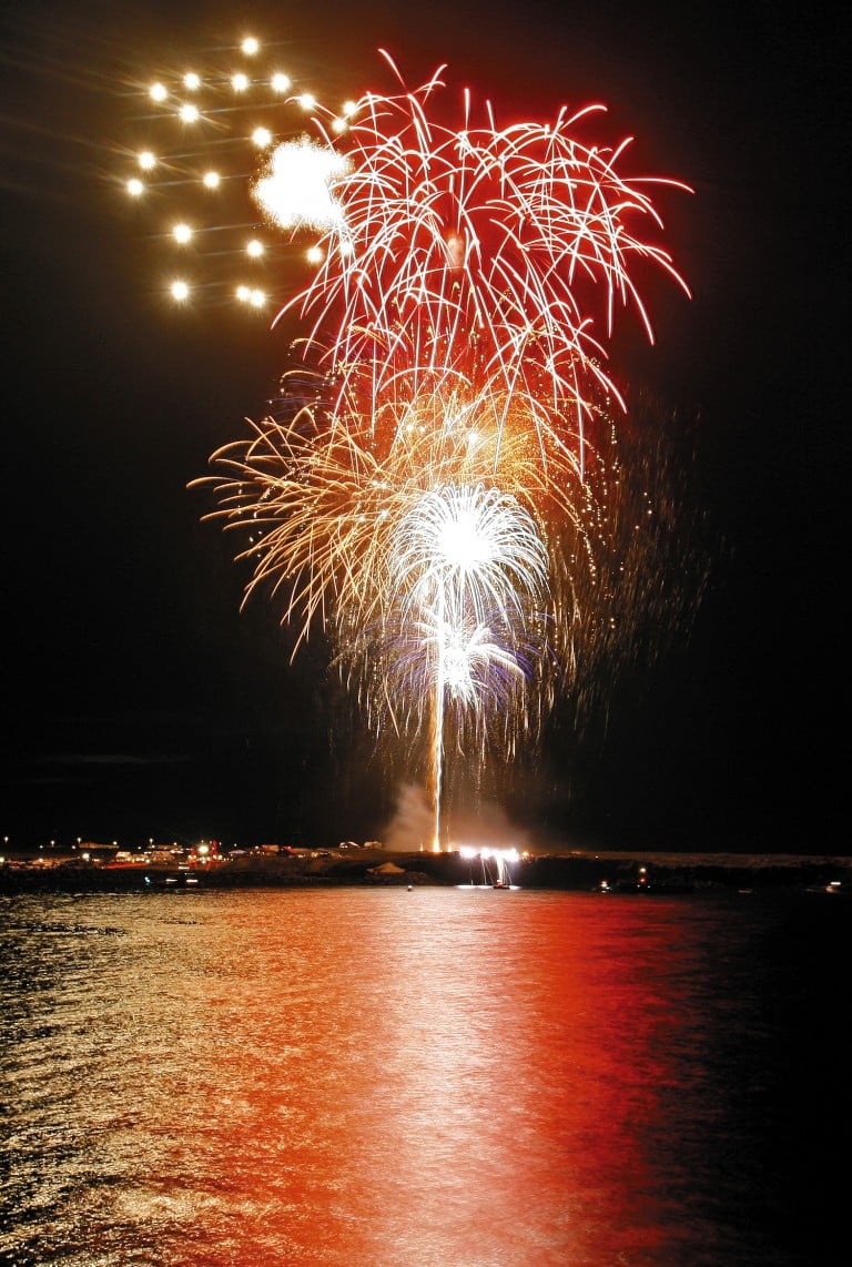 Glæsileg flugeldasýning.