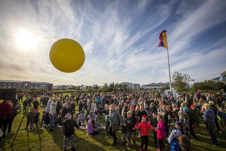 Frá setningarathöfn í skrúðgarði í fyrra. Ljósmynd Víkurfréttir