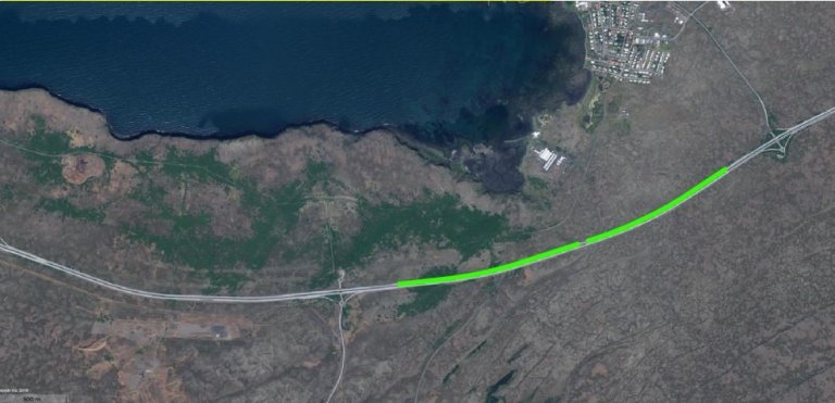 Græna línan sýnir kaflana þar sem þrengt verður í eina akrein til vesturs.