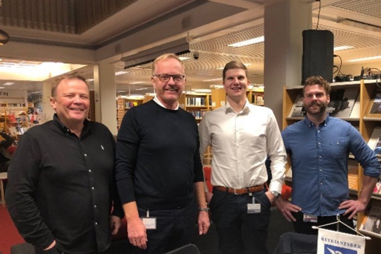 Þröstur Sigurðsson frá Lotu hf. Kjartan Már og Kristinn L. Einarsson og Sigurður A. Gíslason frá Ör…